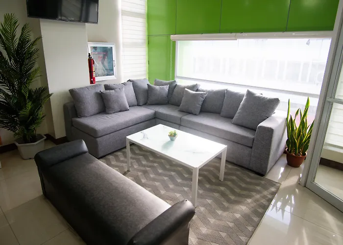 Luxury hotel only: Benrose Hotel